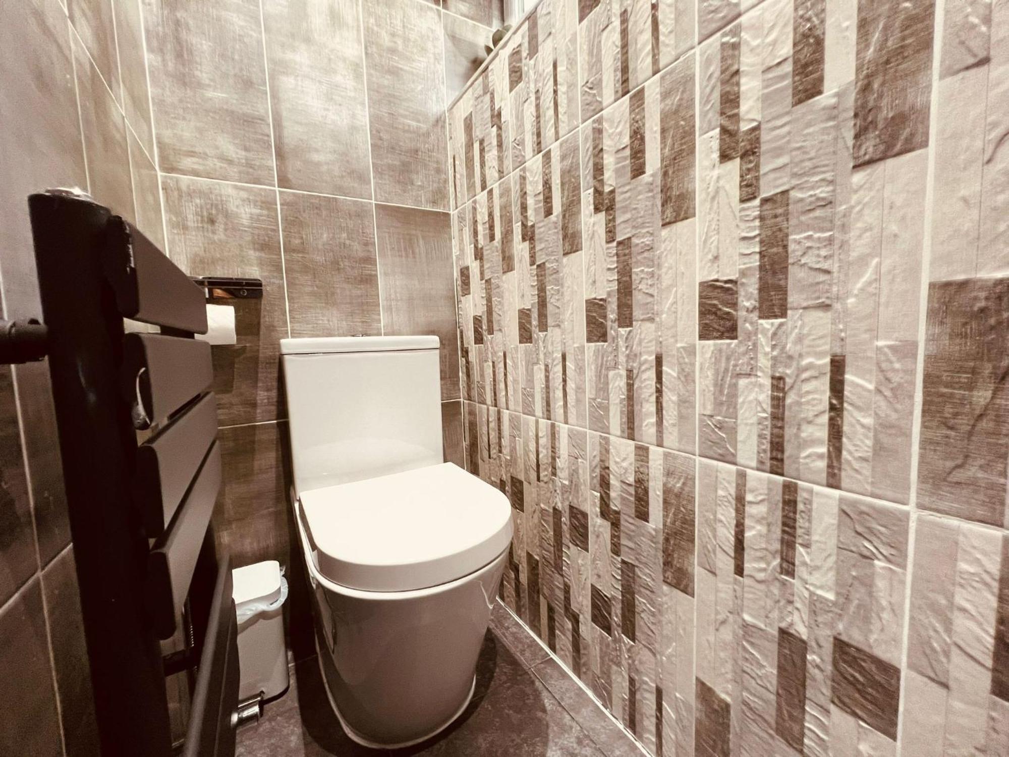 Modern -5 Bedroom House- With Free Parking * Birmingham